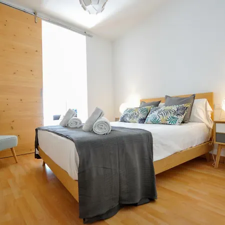Renthas Carrera De Capuchinos Apartment