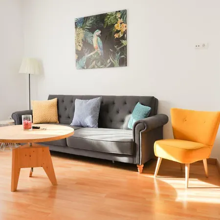 Apartment Renthas Carrera De Capuchinos